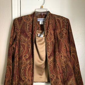 Jessica Howard 2 Piece top set size 16